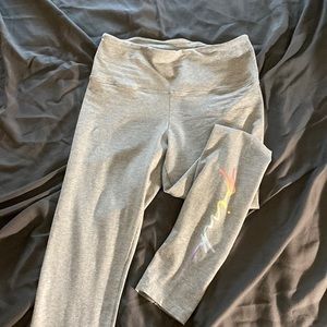 Gray leggings